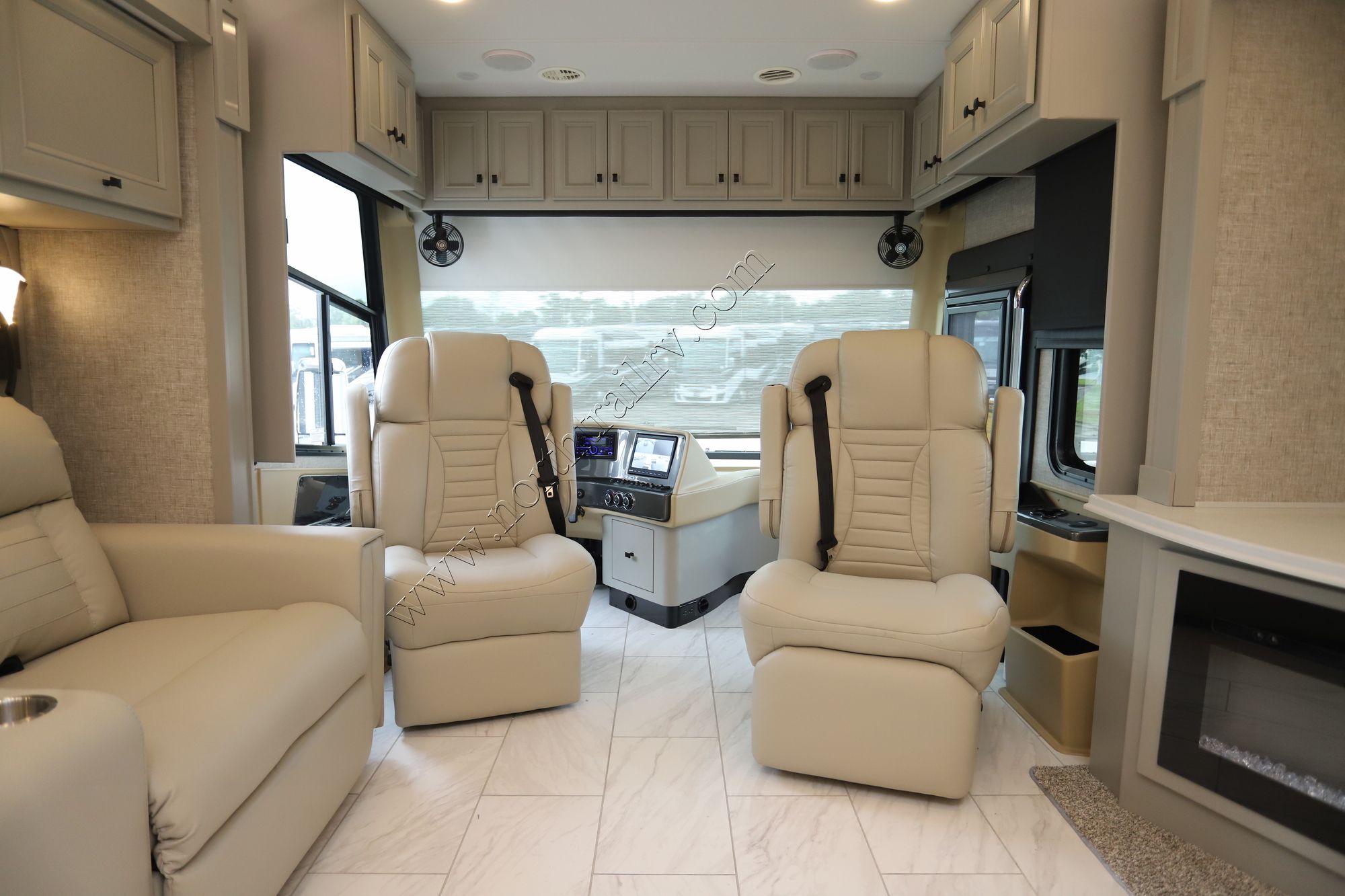 New 2025 Tiffin Motor Homes Phaeton 44OH Class A  For Sale