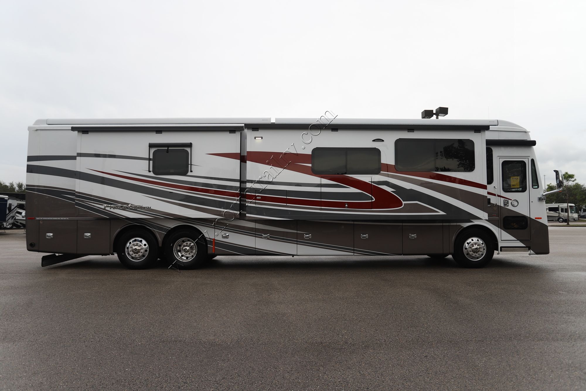 New 2025 Tiffin Motor Homes Phaeton 44OH Class A  For Sale