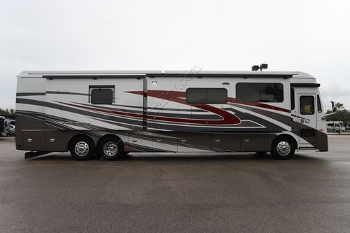 2025 Tiffin Motor Homes Phaeton 44OH