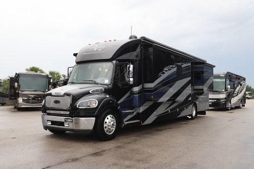 2022 Renegade Rv Verona Le 40LRB