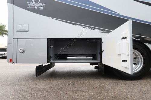 2022 Renegade Rv Verona Le 40LRB