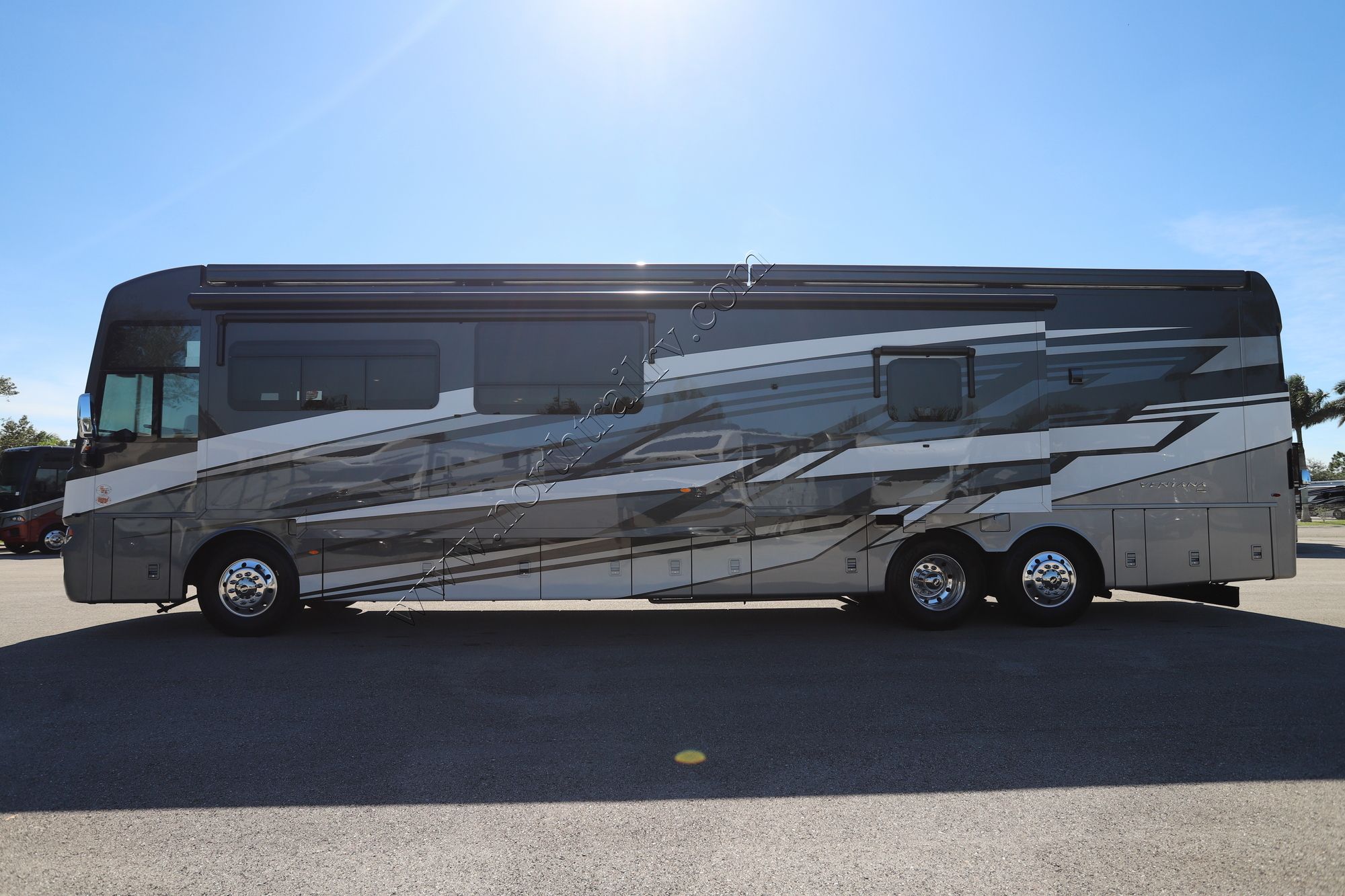 New 2025 Newmar Ventana 4369 Class A  For Sale