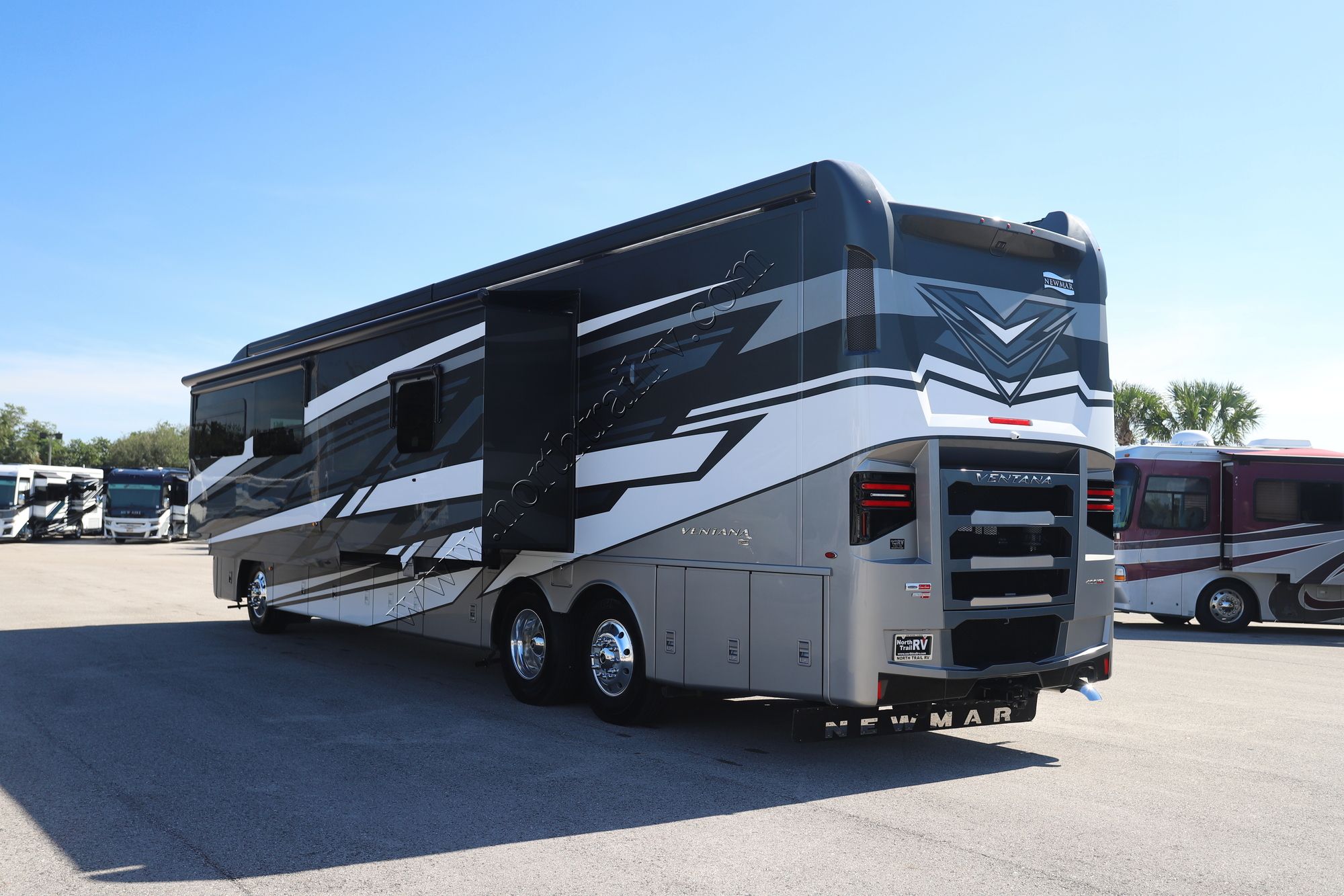 New 2025 Newmar Ventana 4369 Class A  For Sale