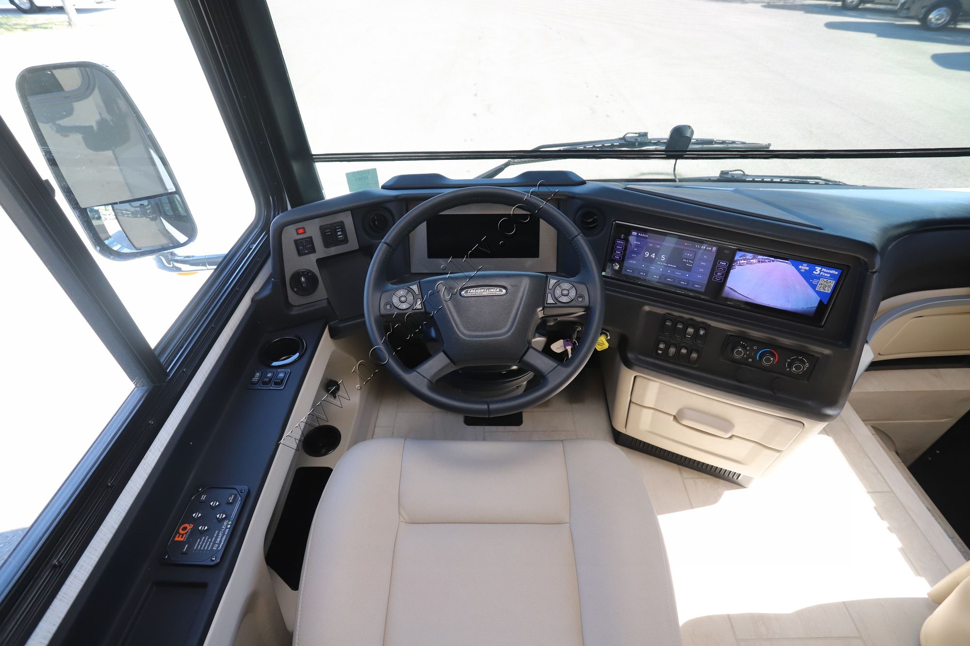 New 2025 Newmar Ventana 4369 Class A  For Sale