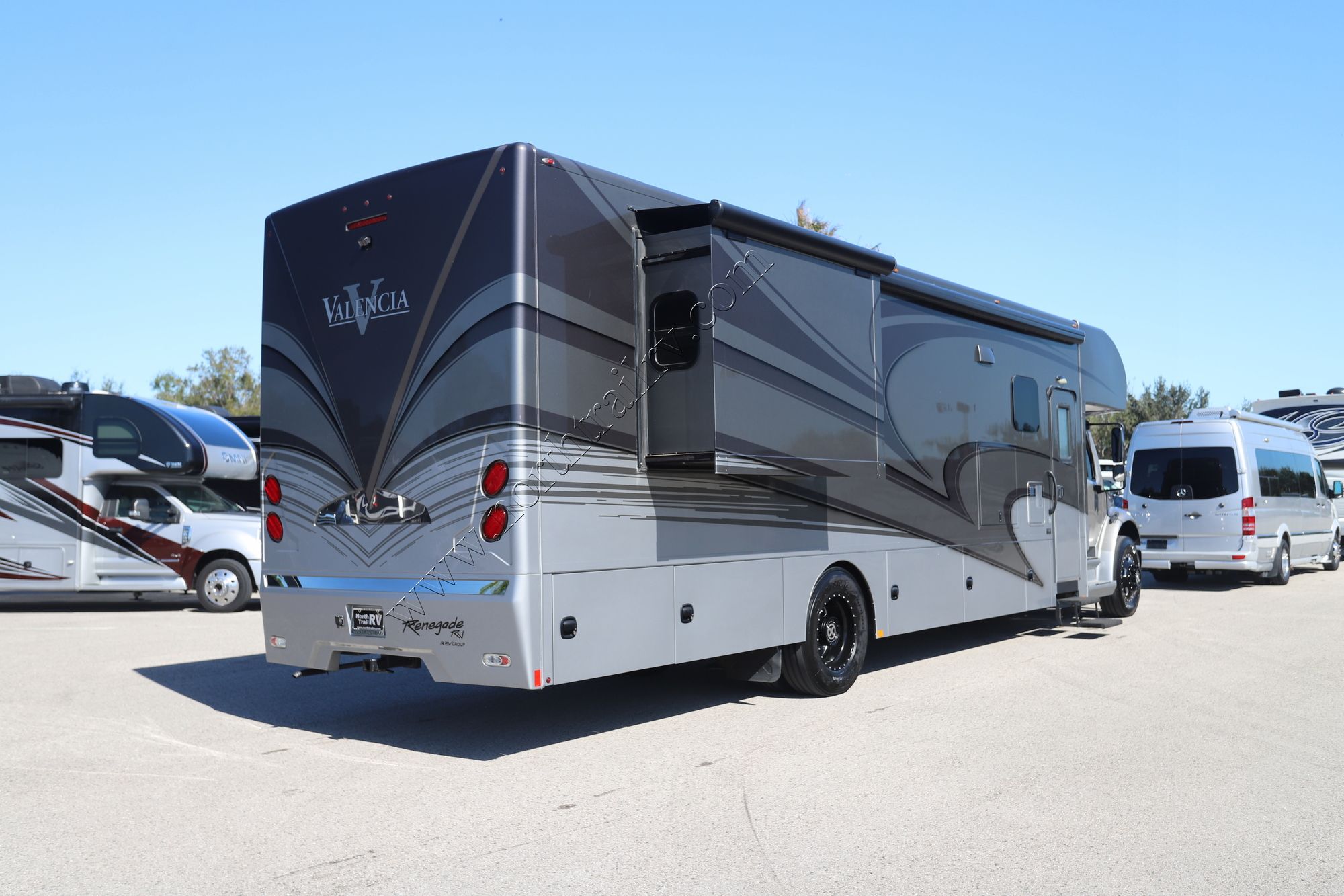 Used 2019 Renegade Rv Valencia 38RW Super C  For Sale