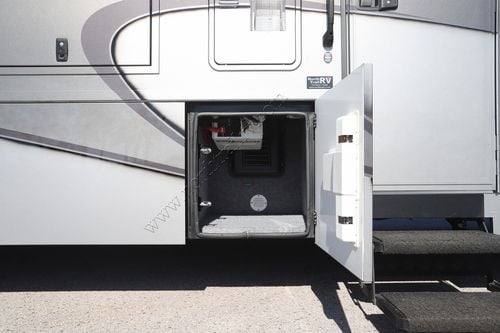 2019 Renegade Rv Valencia 38RW