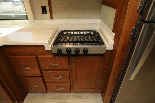 2019 Renegade Rv Valencia 38RW