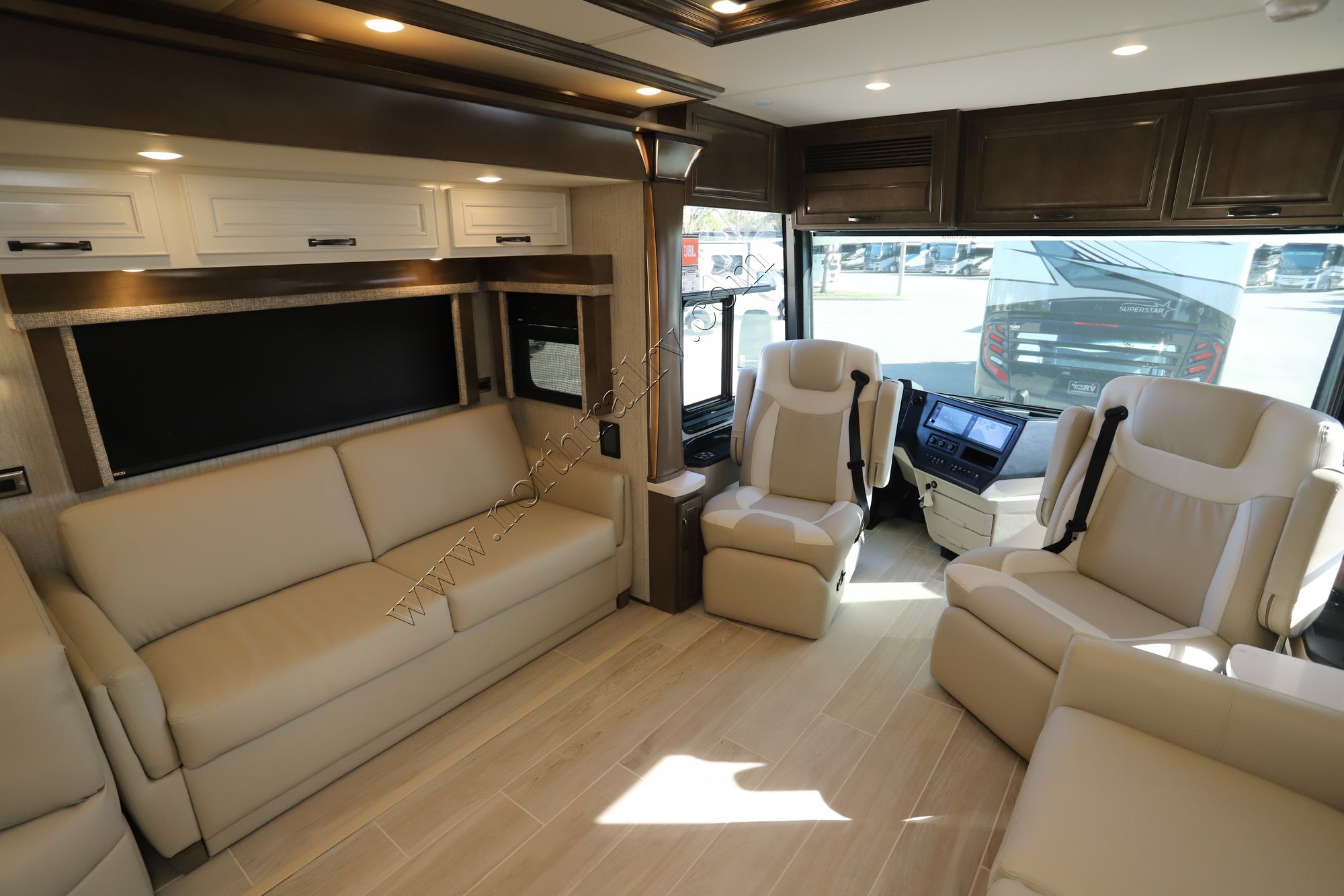 New 2025 Newmar Dutch Star 3836 Class A  For Sale