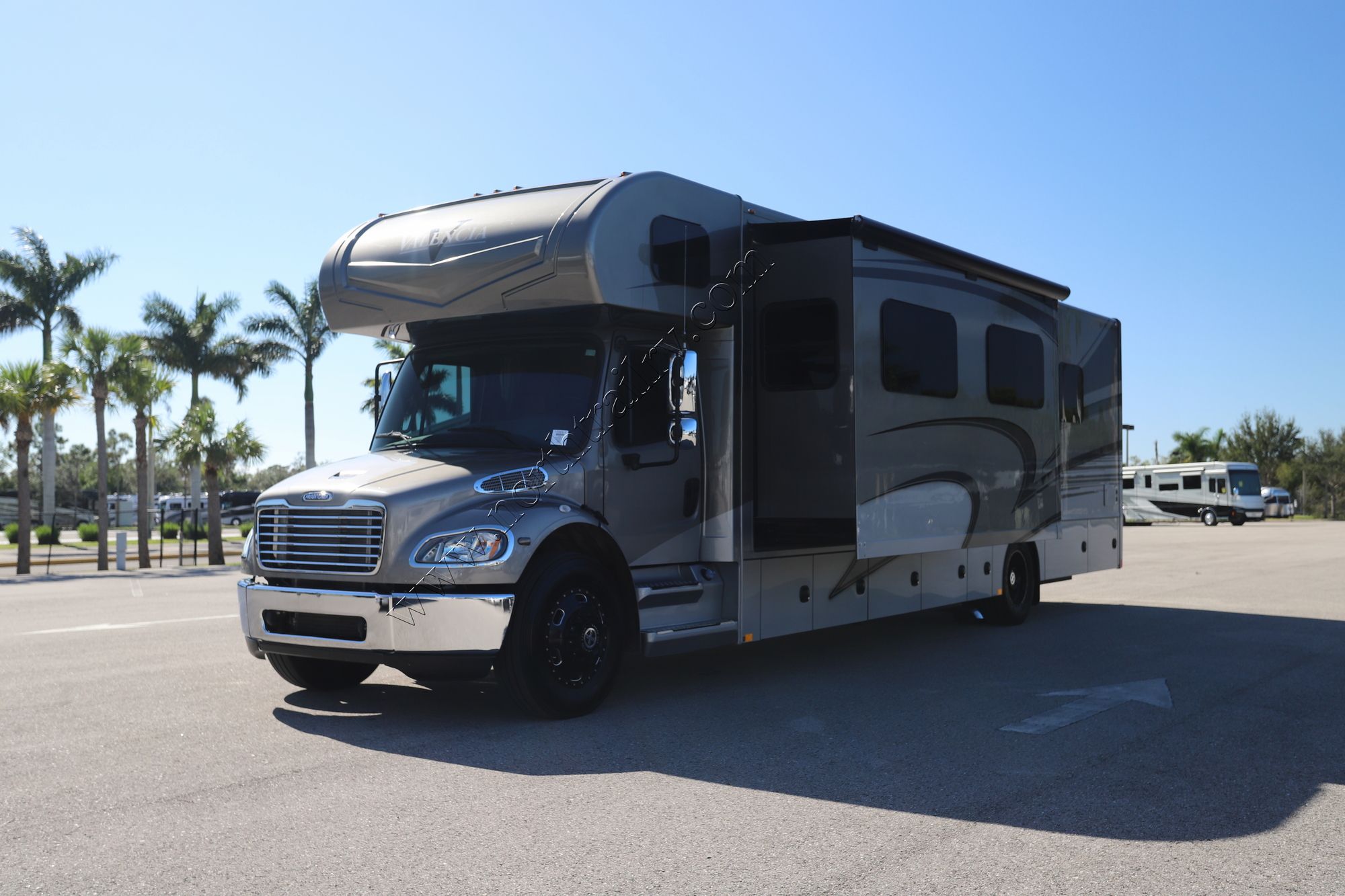 Used 2019 Renegade Rv Valencia 38RW Super C  For Sale