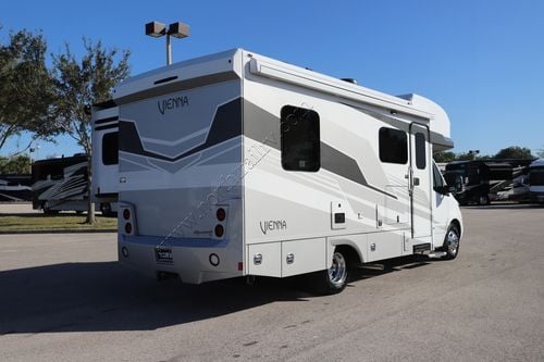 2025 Renegade Rv Vienna 25FWC