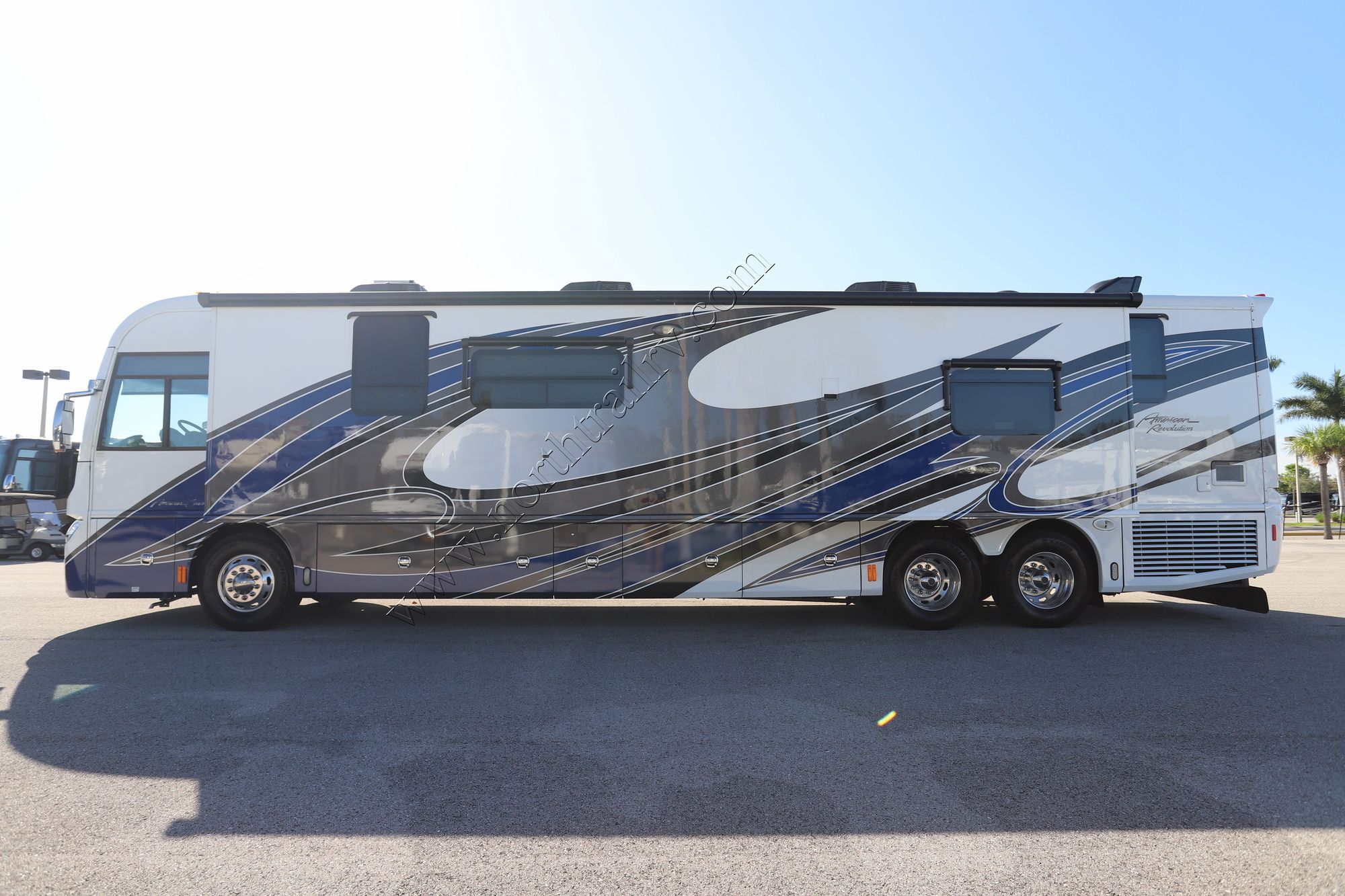 Used 2016 American Coach Revolution 42T Class A  For Sale