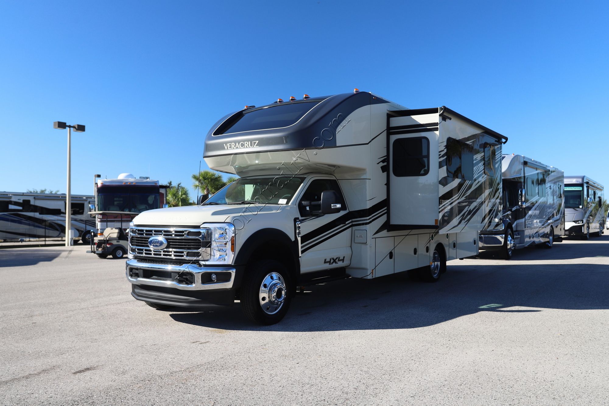 New 2025 Renegade Rv Veracruz 30VRM Super C  For Sale