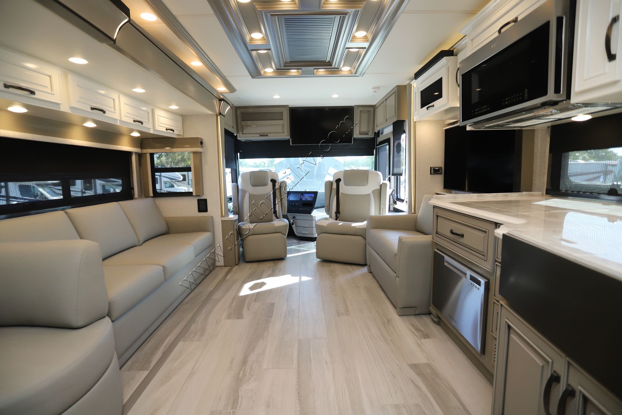 New 2025 Newmar Dutch Star 4340 Class A  For Sale