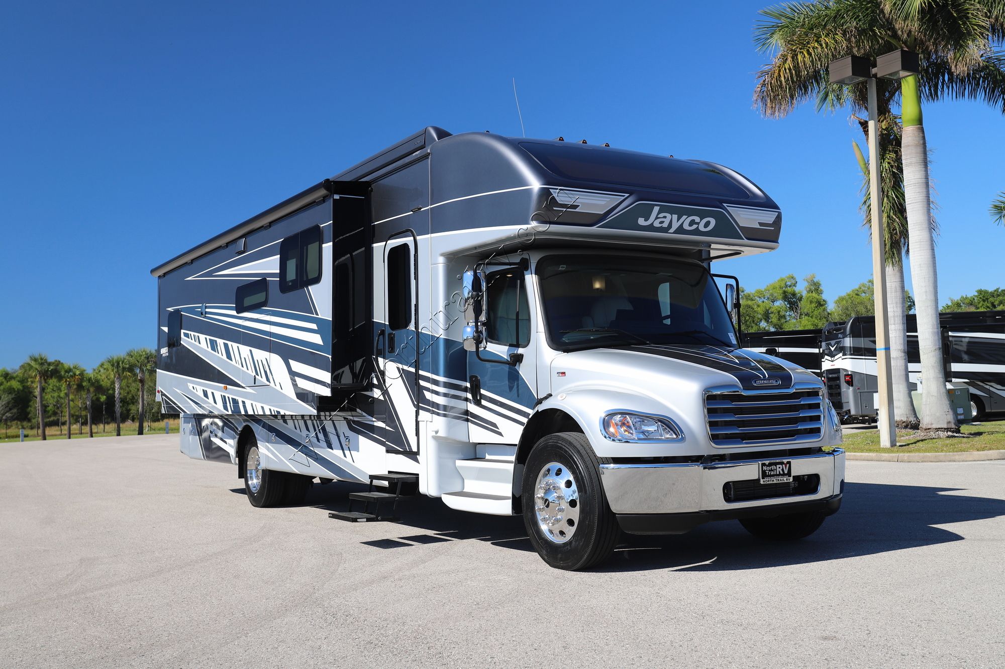 New 2025 Jayco Seneca Prestige 37M Super C  For Sale