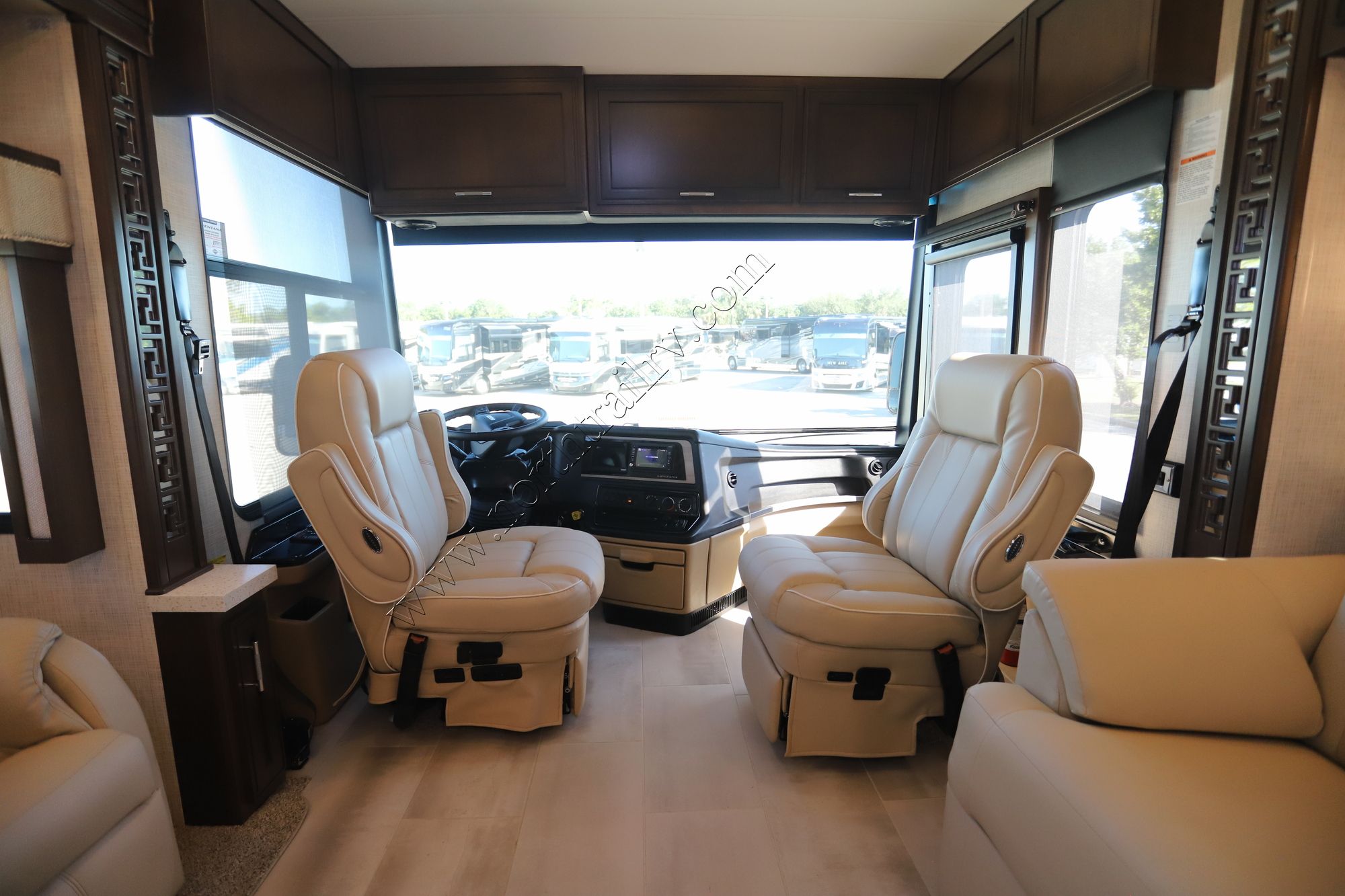 Used 2020 Newmar Ventana 3717 Class A  For Sale