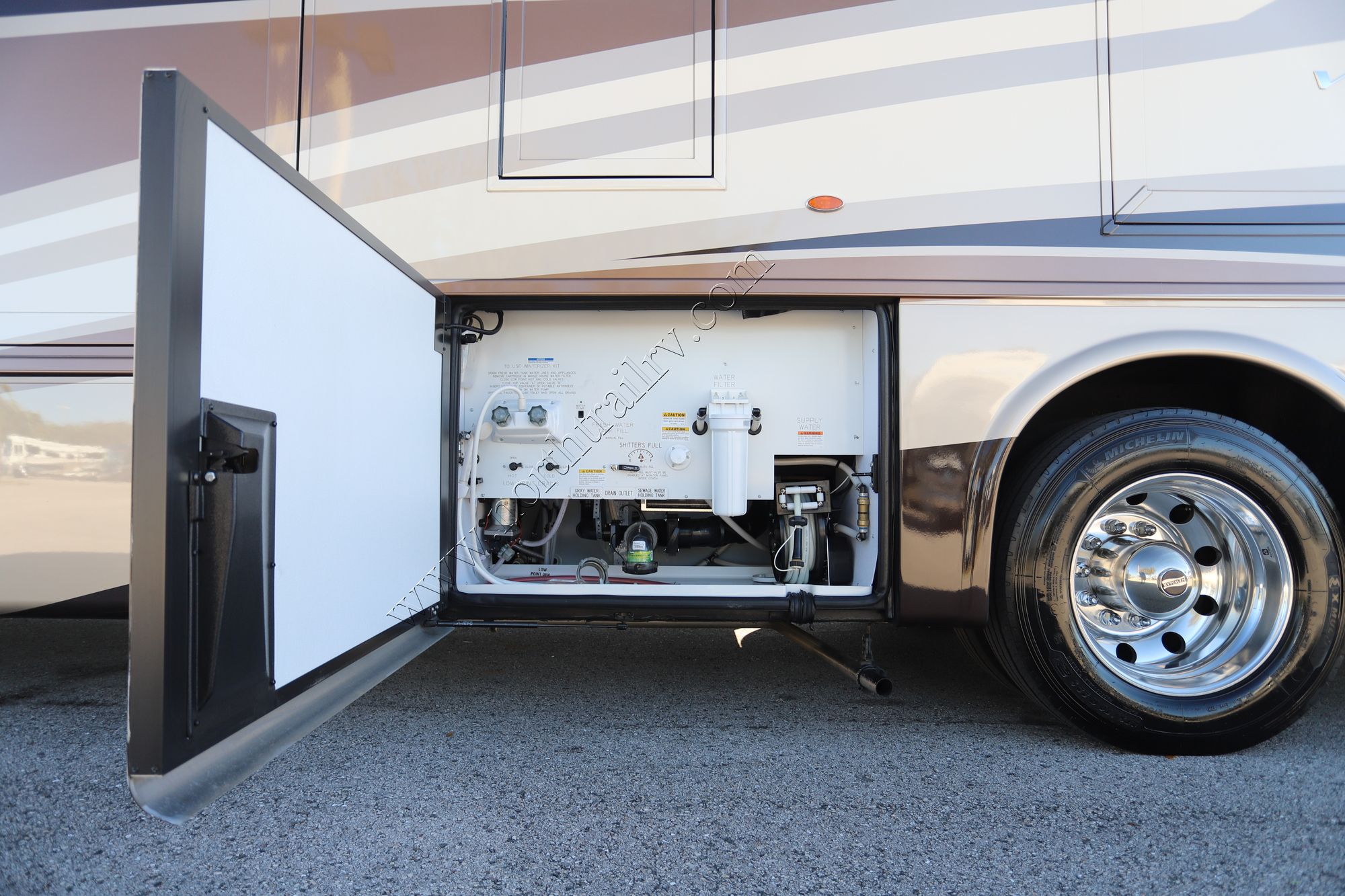 Used 2020 Newmar Ventana 3717 Class A  For Sale