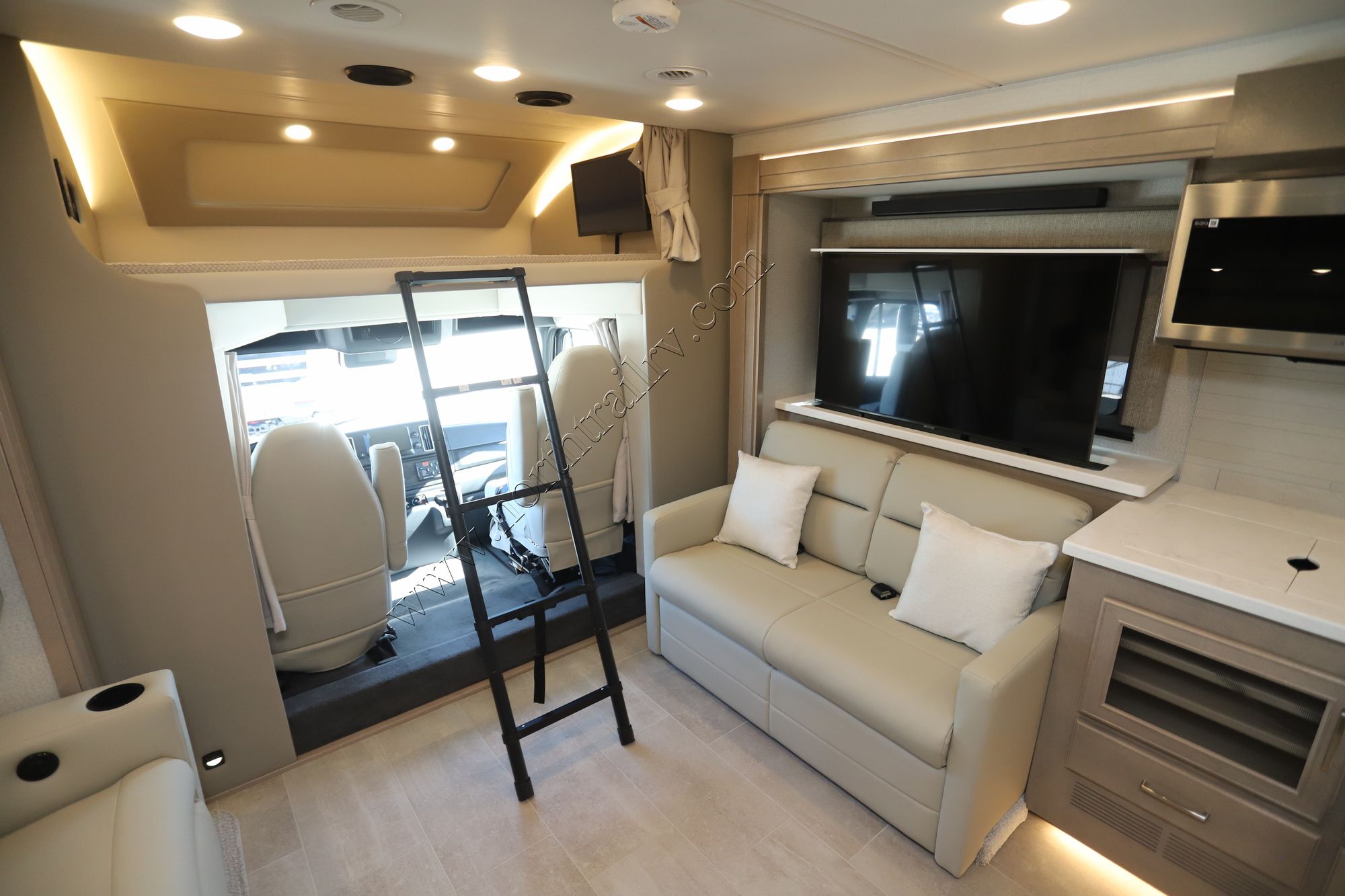 New 2025 Renegade Rv Verona Le 40LTS Super C  For Sale