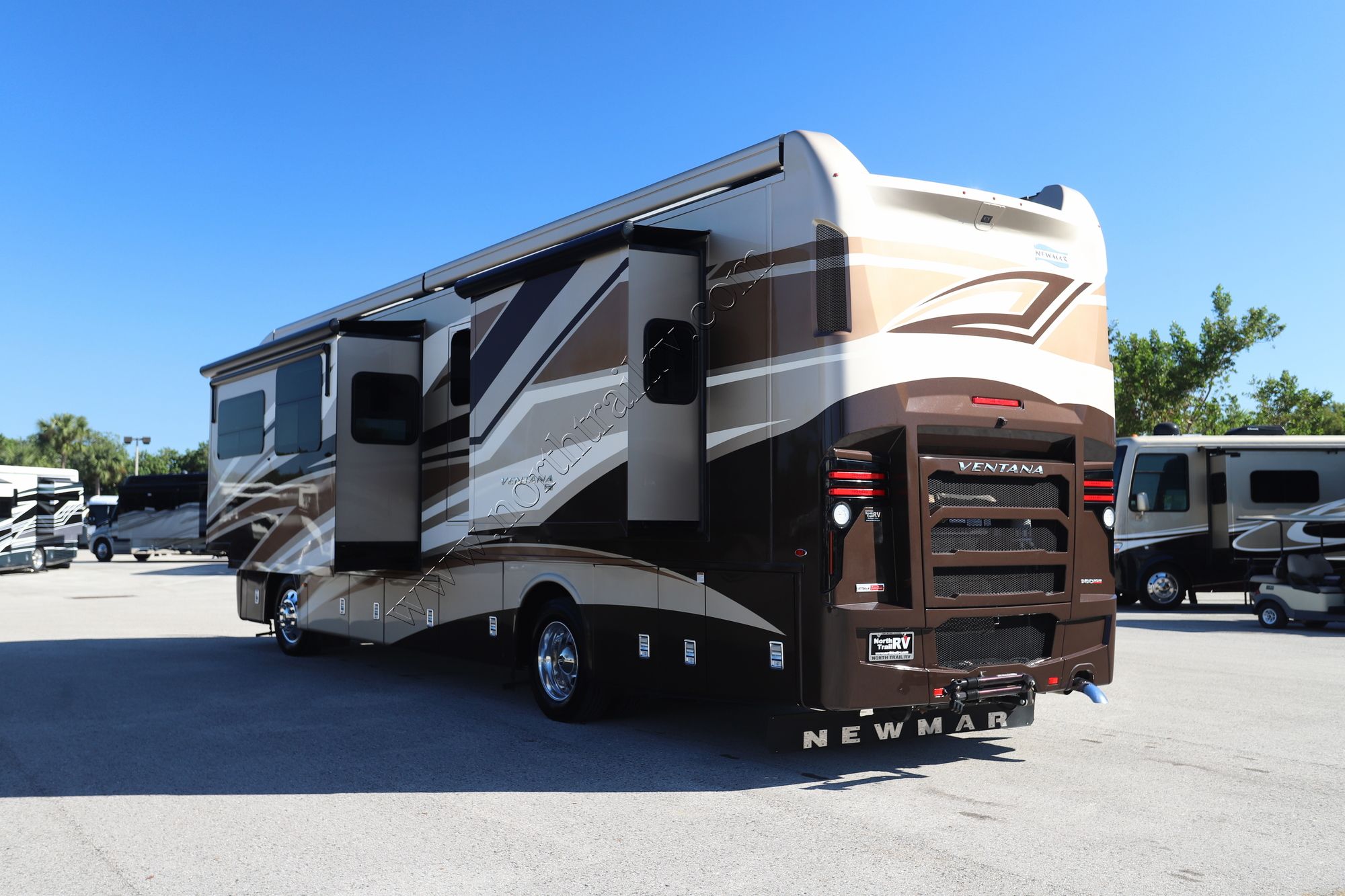 Used 2020 Newmar Ventana 3717 Class A  For Sale