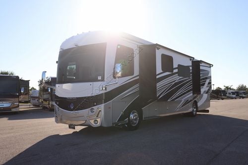 2024 Holiday Rambler Armada 40M