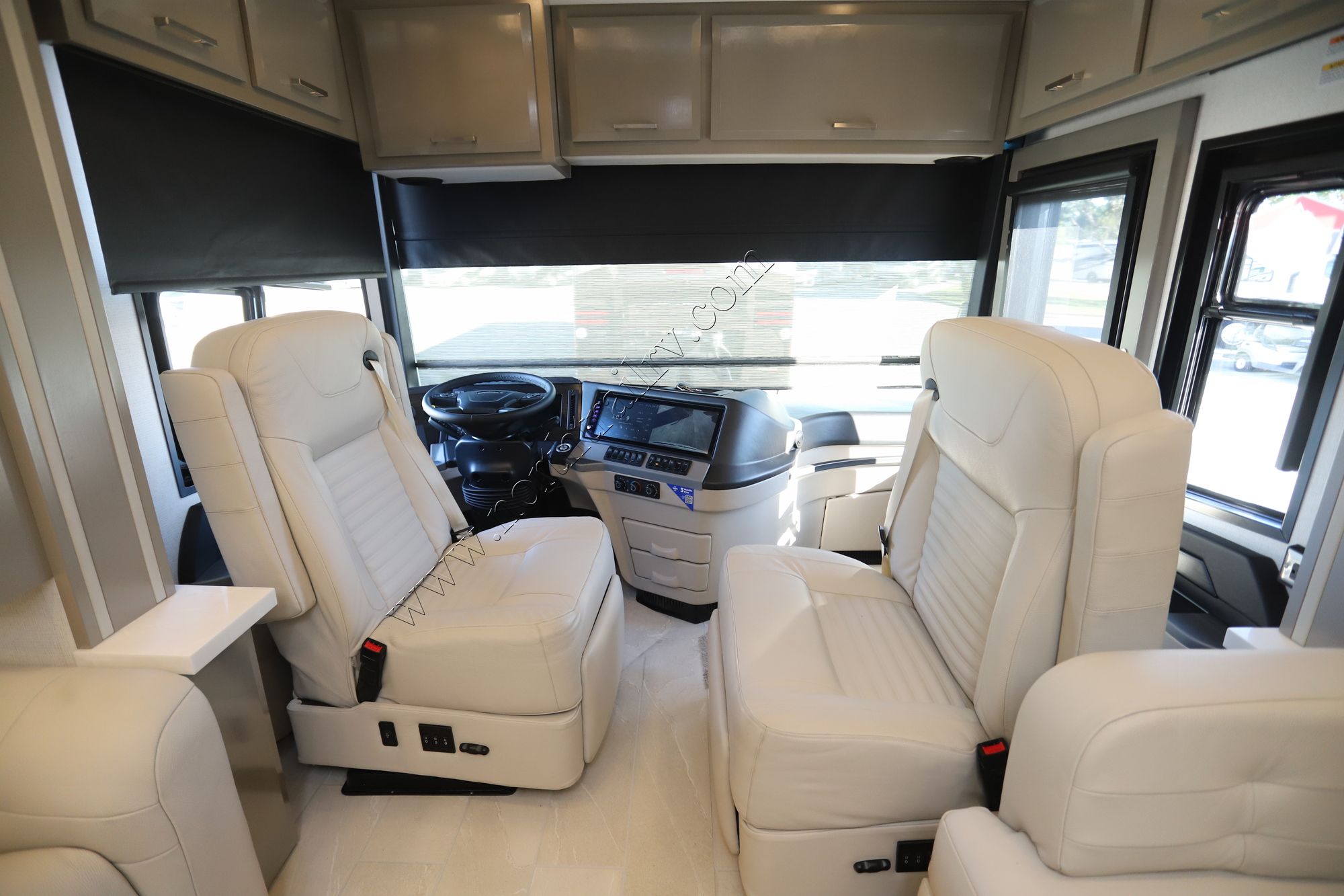 New 2025 Newmar New Aire 3547 Class A  For Sale