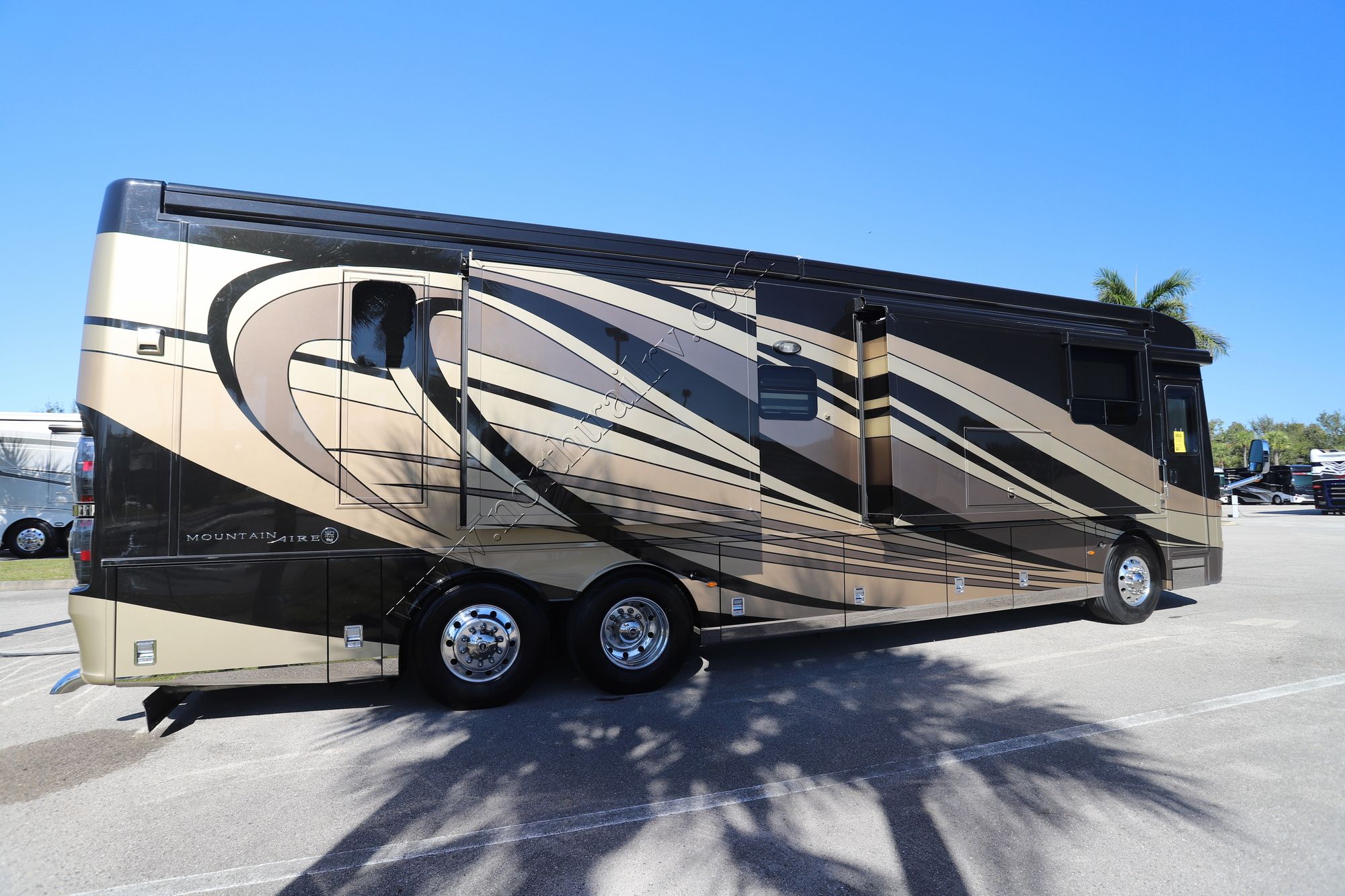 Used 2018 Newmar Mountain Aire 4047 Class A  For Sale