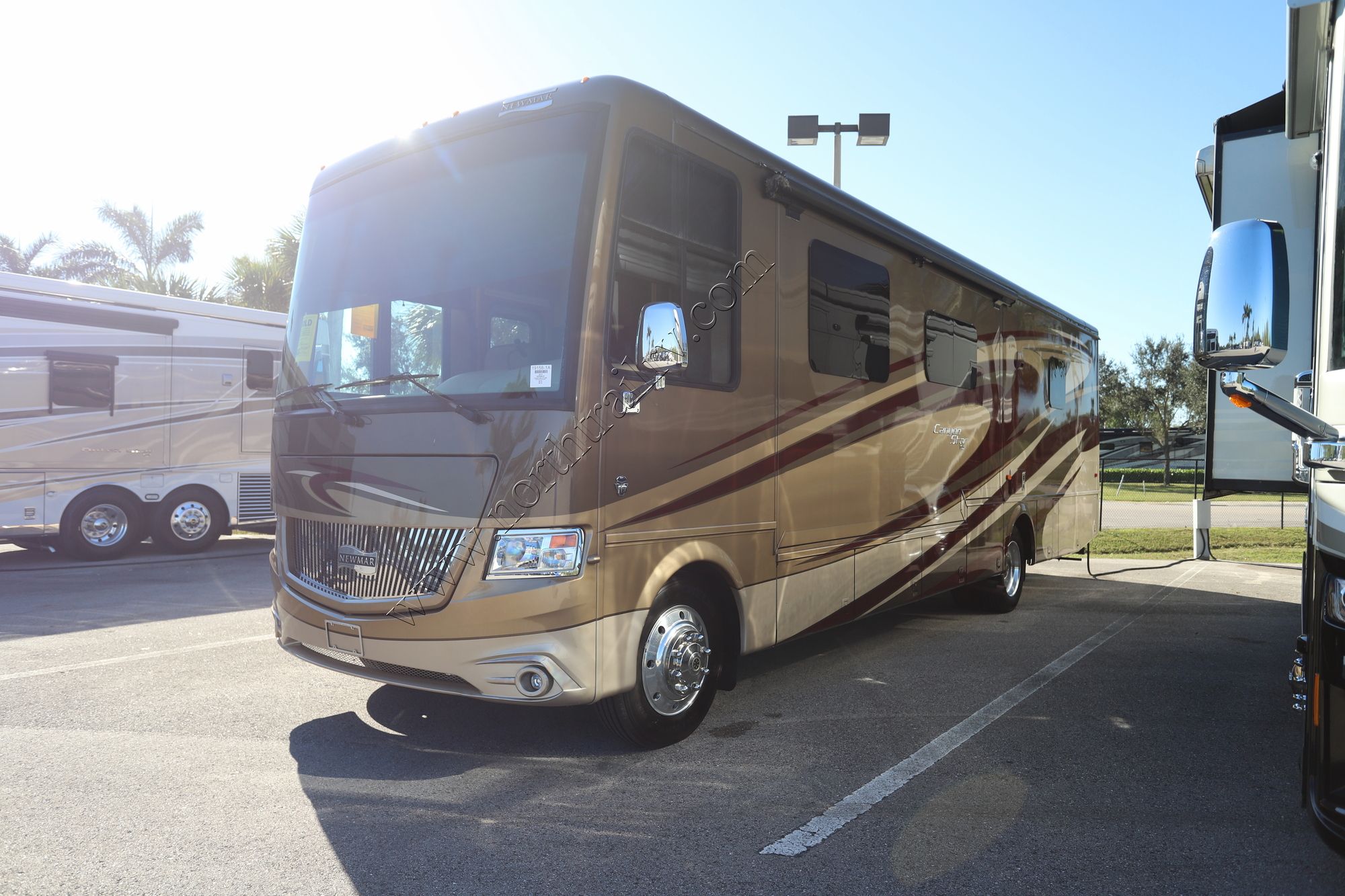 Used 2015 Newmar Canyon Star 3610 Class A  For Sale