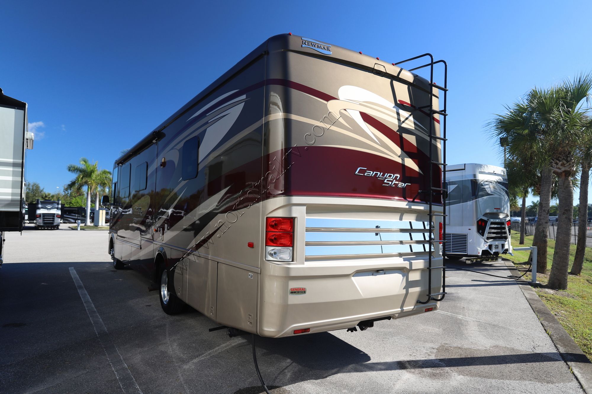 Used 2015 Newmar Canyon Star 3610 Class A  For Sale