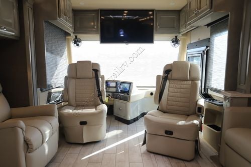 2020 Tiffin Motor Homes Phaeton 44OH