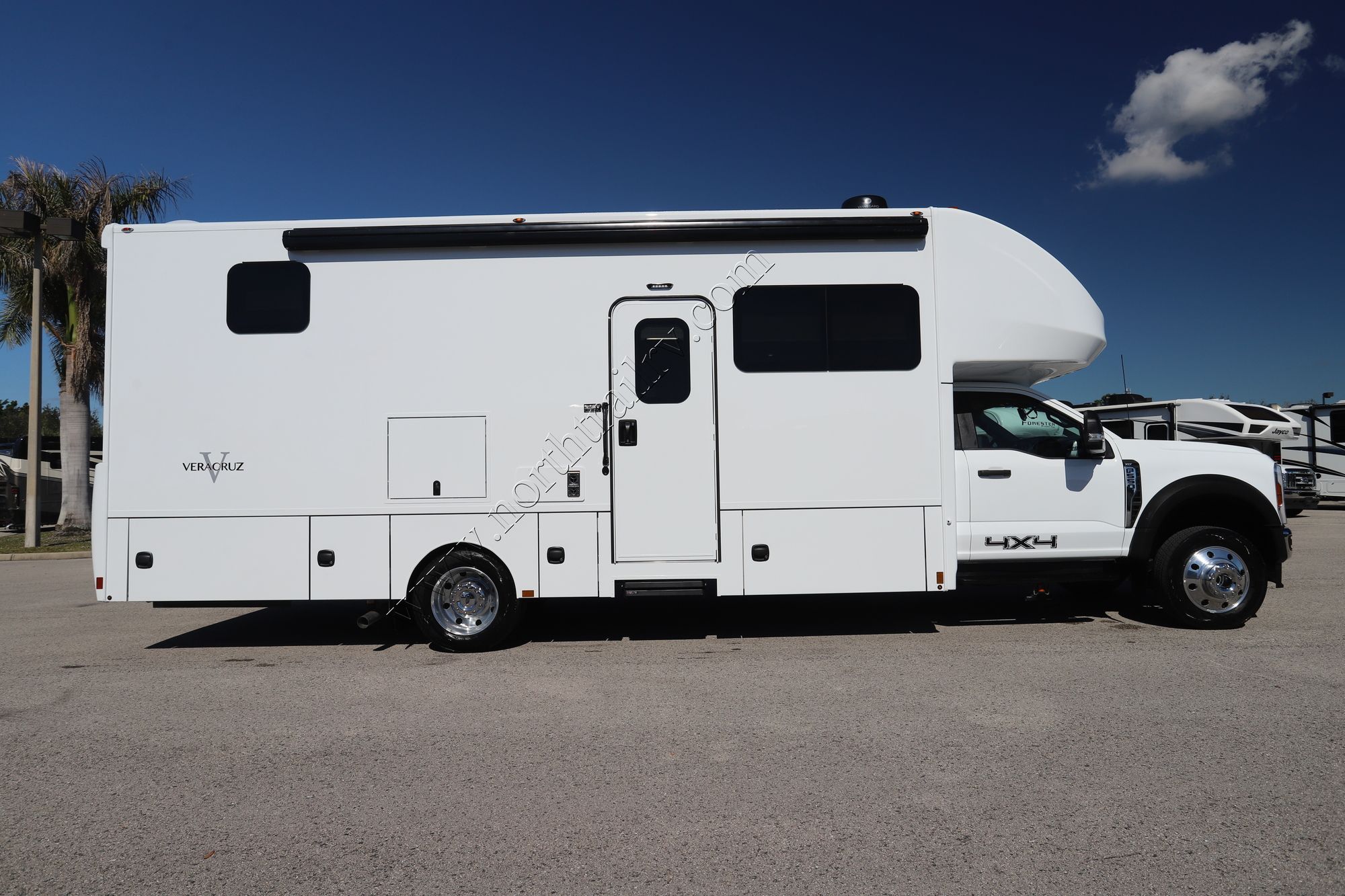 New 2025 Renegade Rv Veracruz 32VDS Super C  For Sale