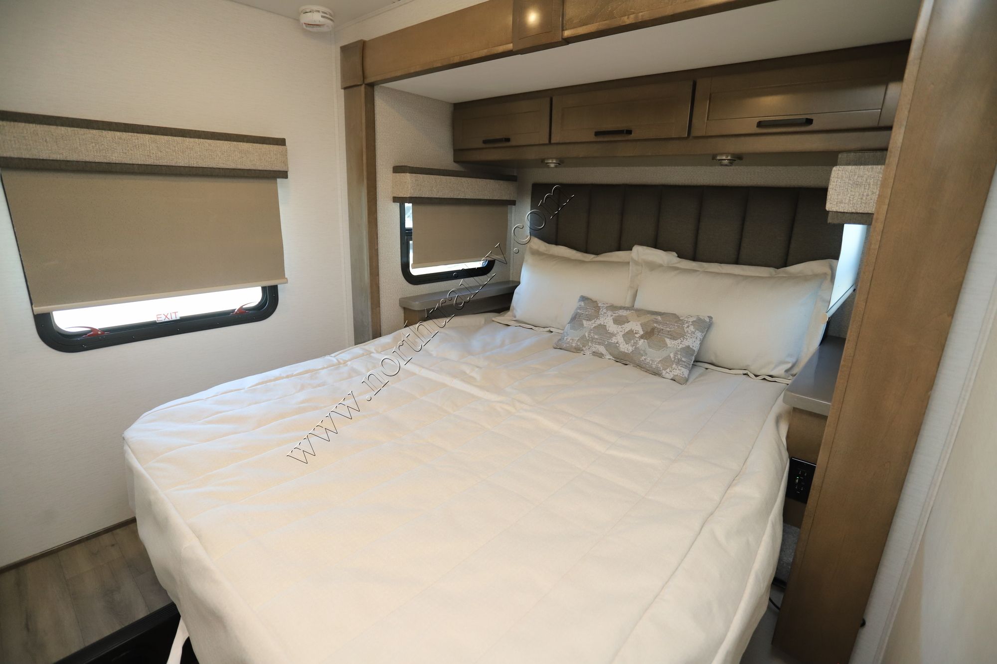 New 2025 Renegade Rv Veracruz 32VDS Super C  For Sale