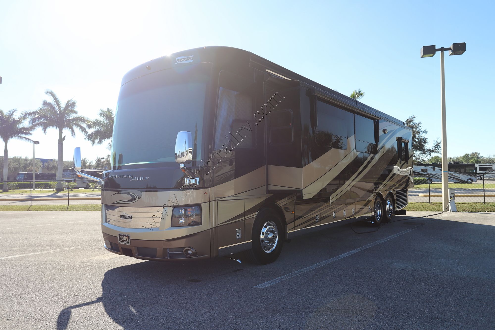 Used 2018 Newmar Mountain Aire 4047 Class A  For Sale