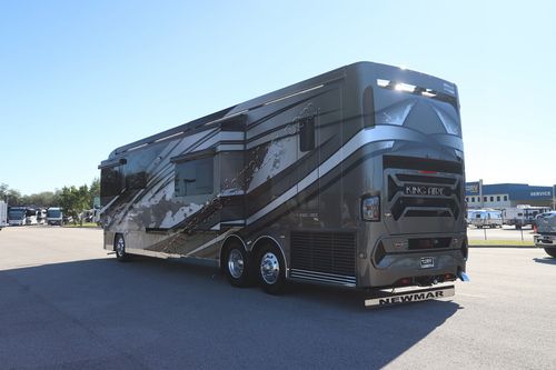 2025 Newmar King Aire 4521