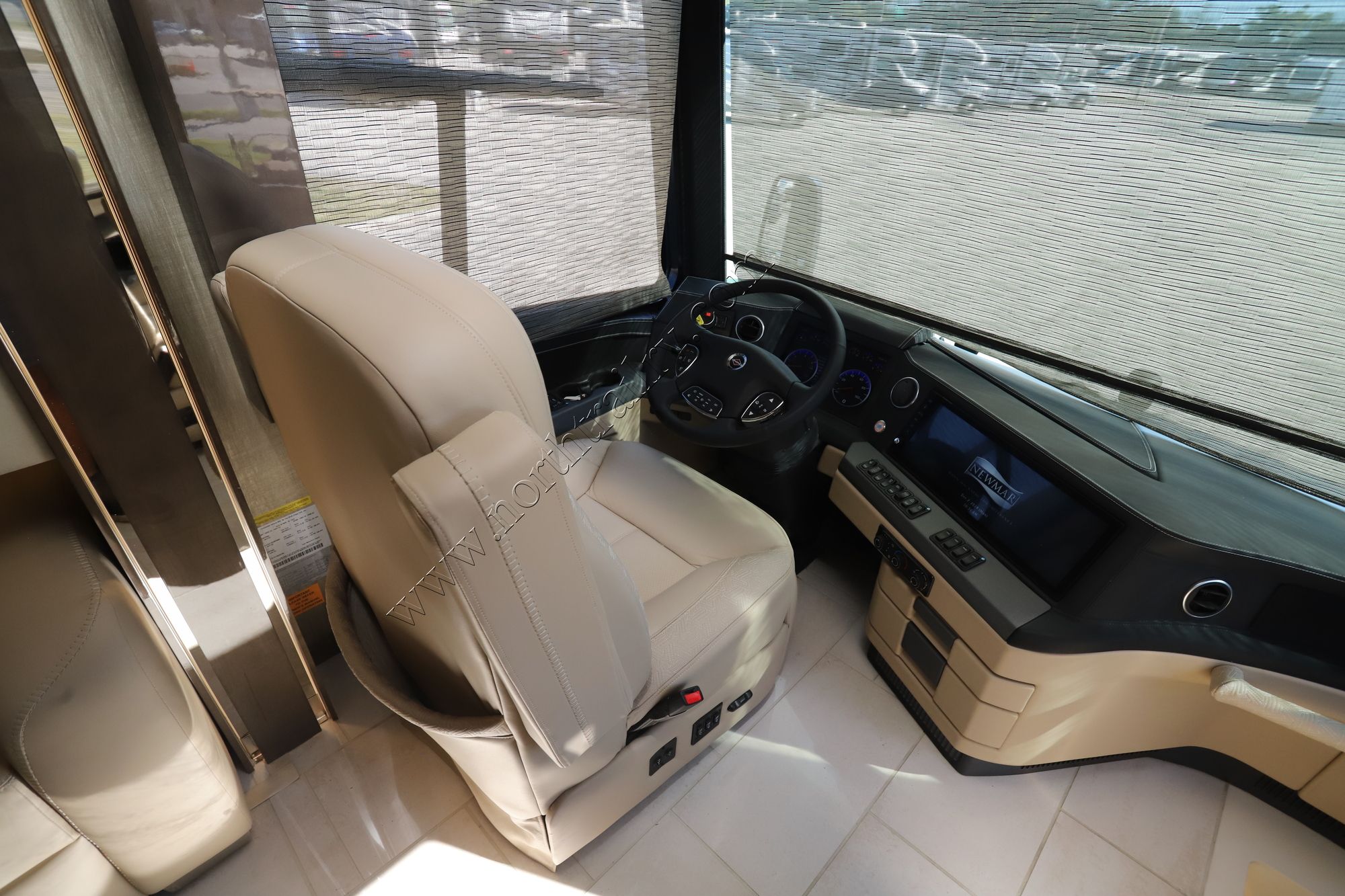 New 2025 Newmar King Aire 4521 Class A  For Sale