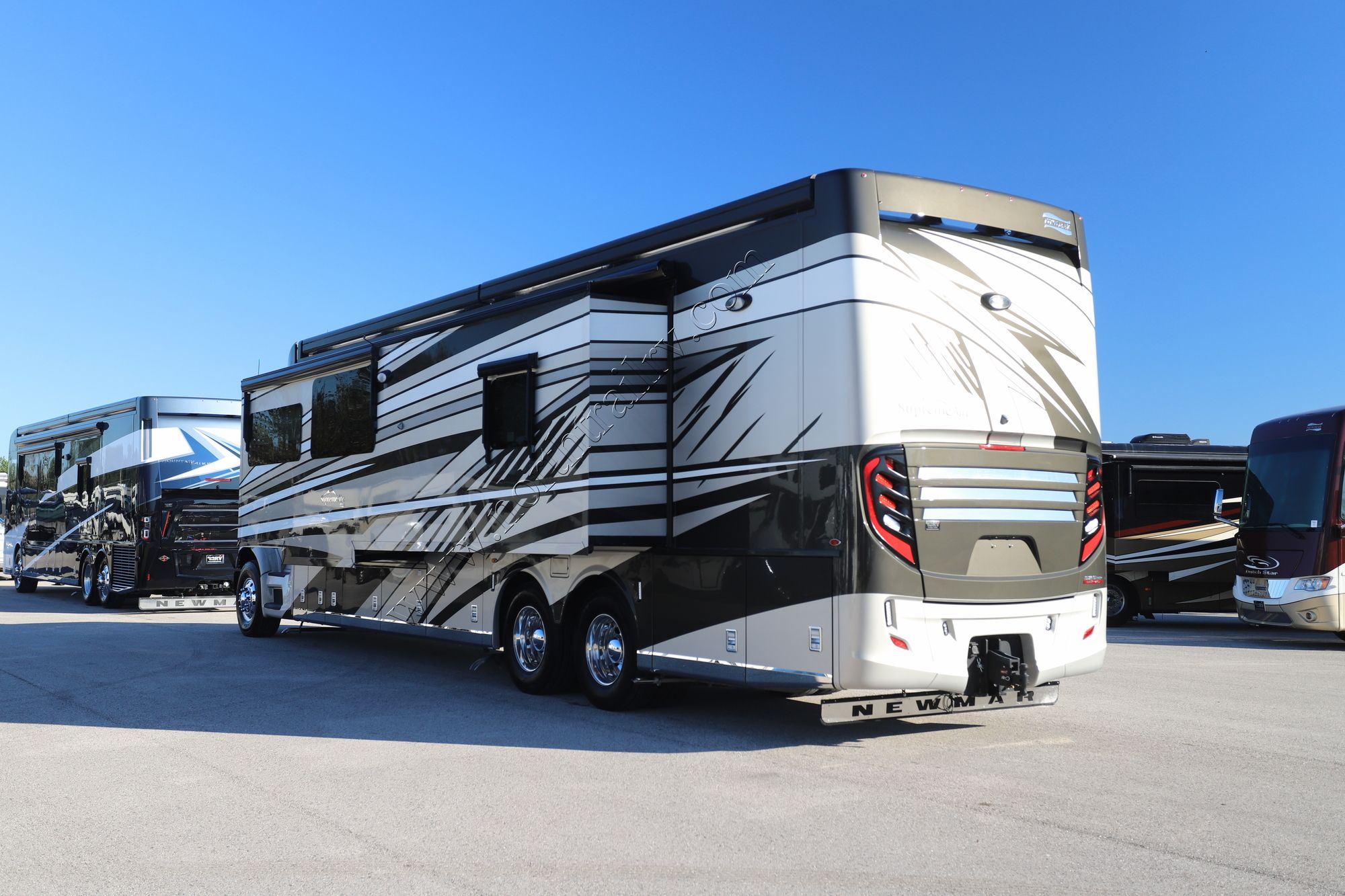 Used 2024 Newmar Supreme Aire 4530 Super C  For Sale