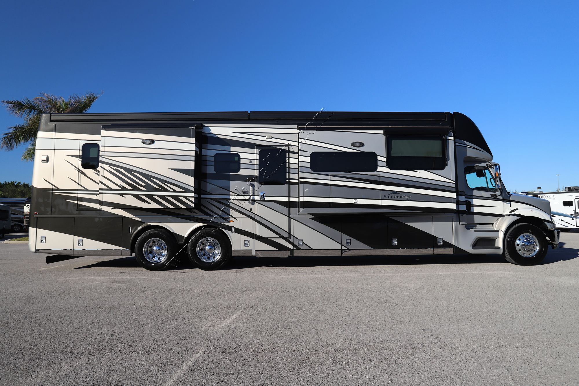 Used 2024 Newmar Supreme Aire 4530 Super C  For Sale