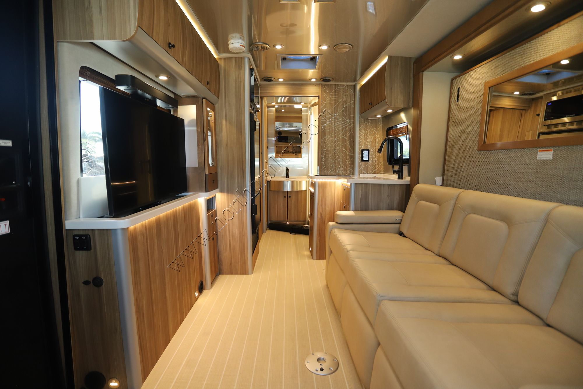 Used 2025 Airstream Atlas Tommy Bahama E-1 Class C  For Sale