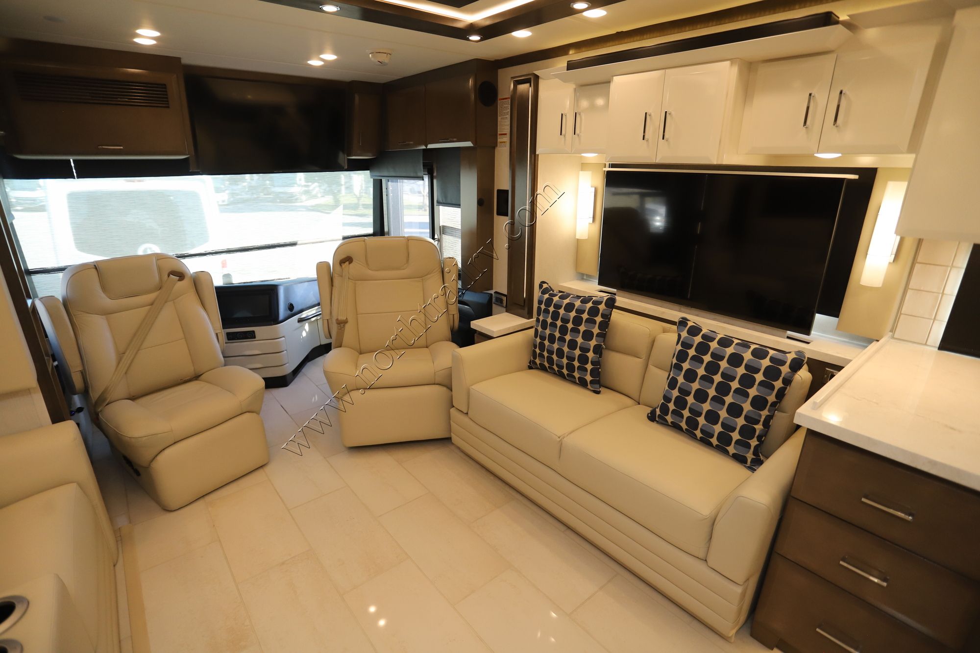 New 2025 Newmar Mountain Aire 4118 Class A  For Sale