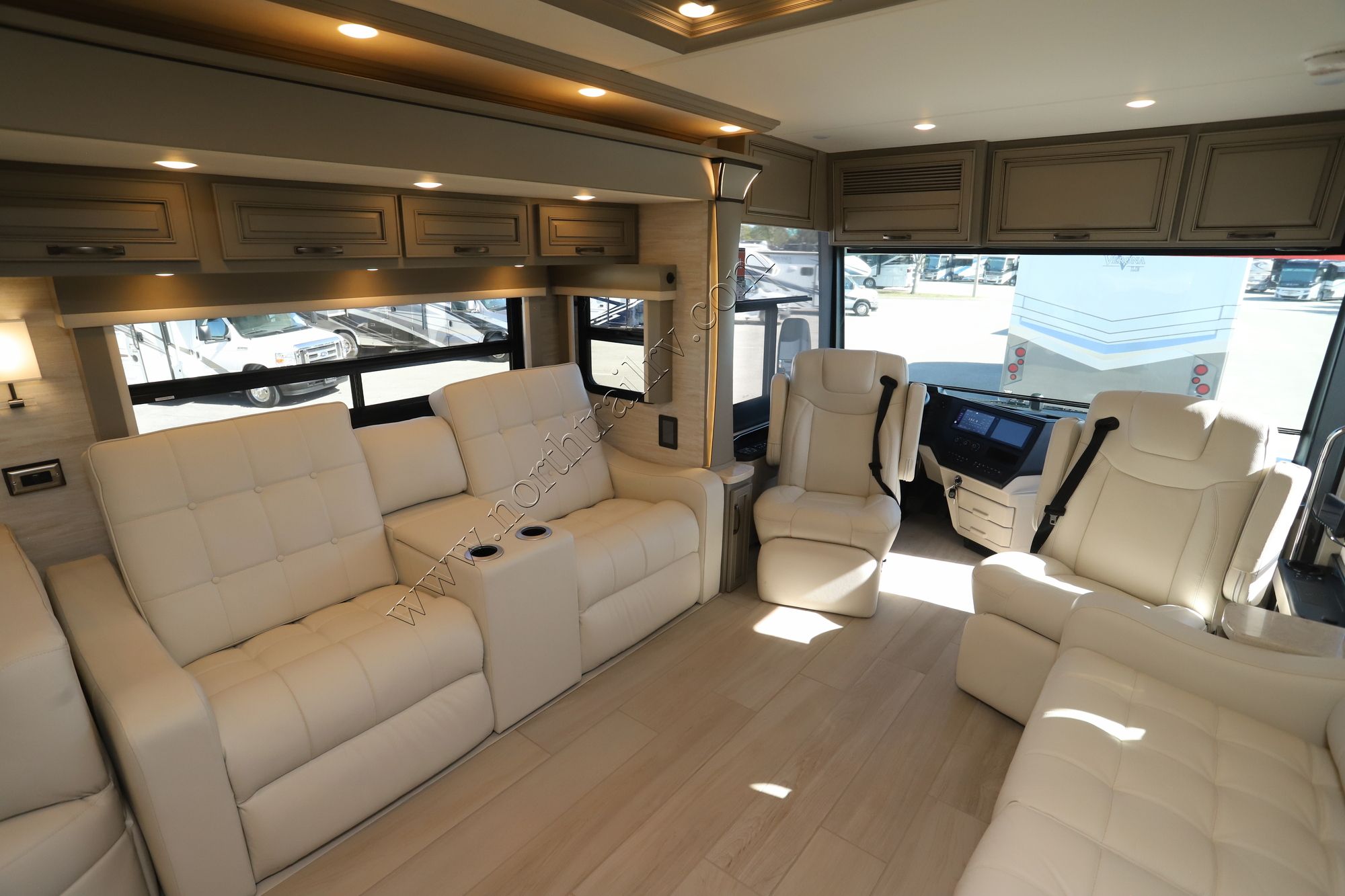 New 2025 Newmar Dutch Star 4325 Class A  For Sale