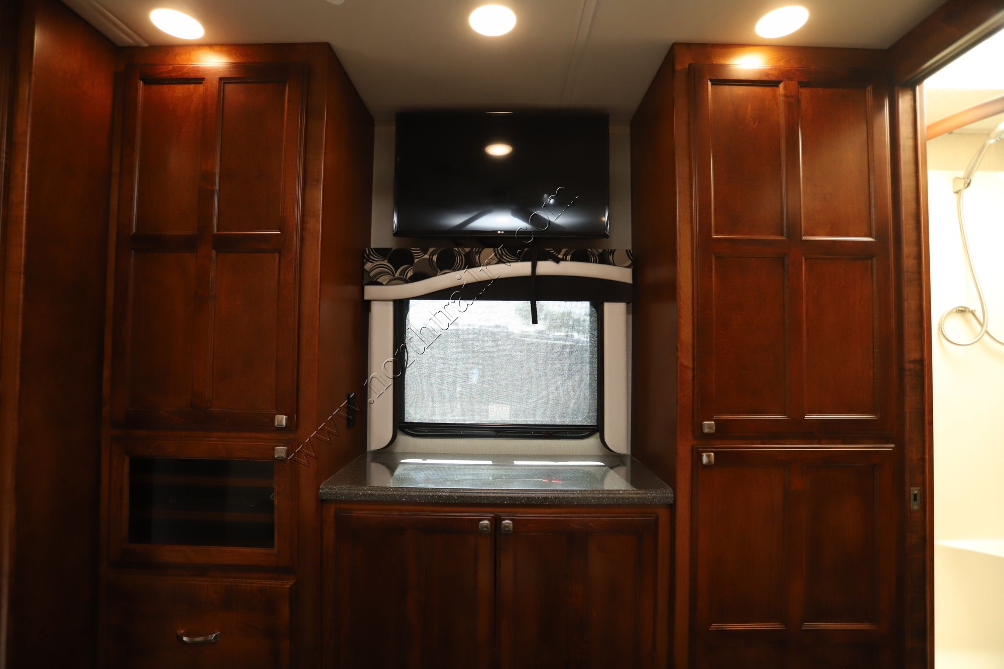 Used 2017 Renegade Rv Verona Le 40LRB Super C  For Sale