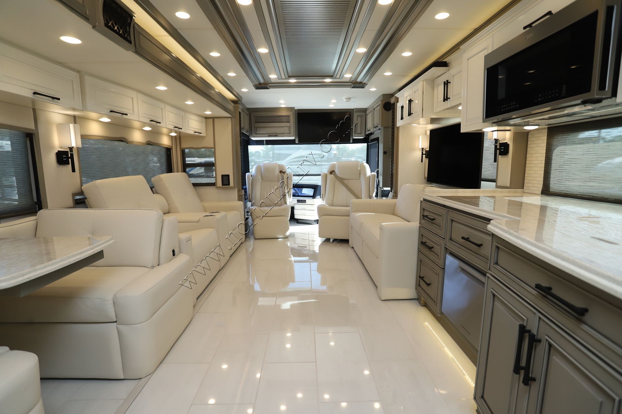 New 2025 Newmar London Aire 4551 Class A  For Sale