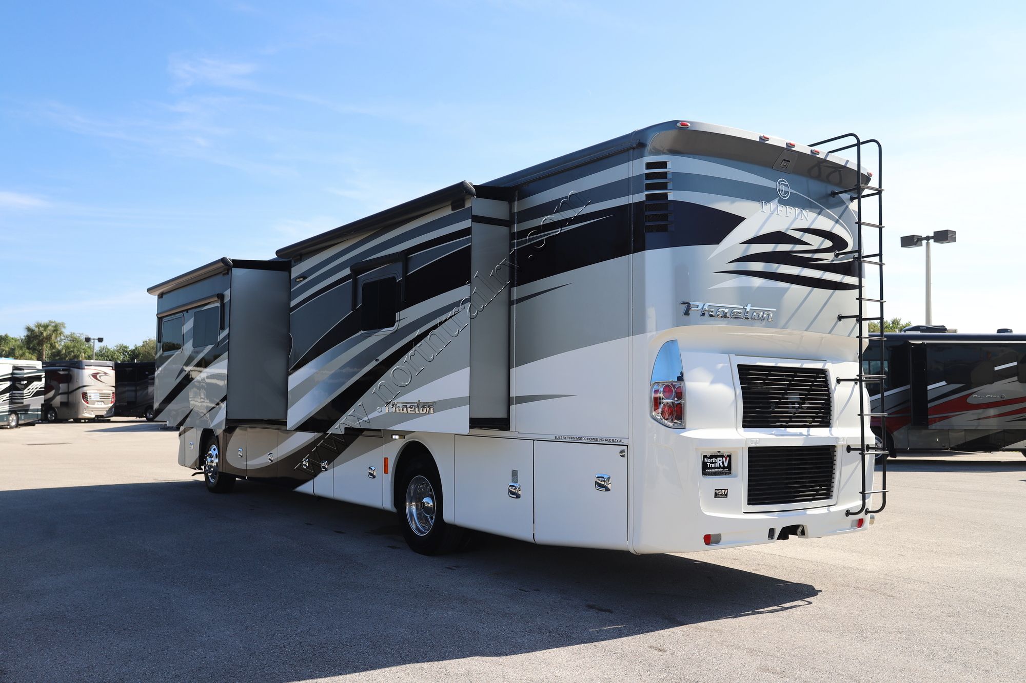 Used 2017 Tiffin Motor Homes Phaeton 40AH Class A  For Sale