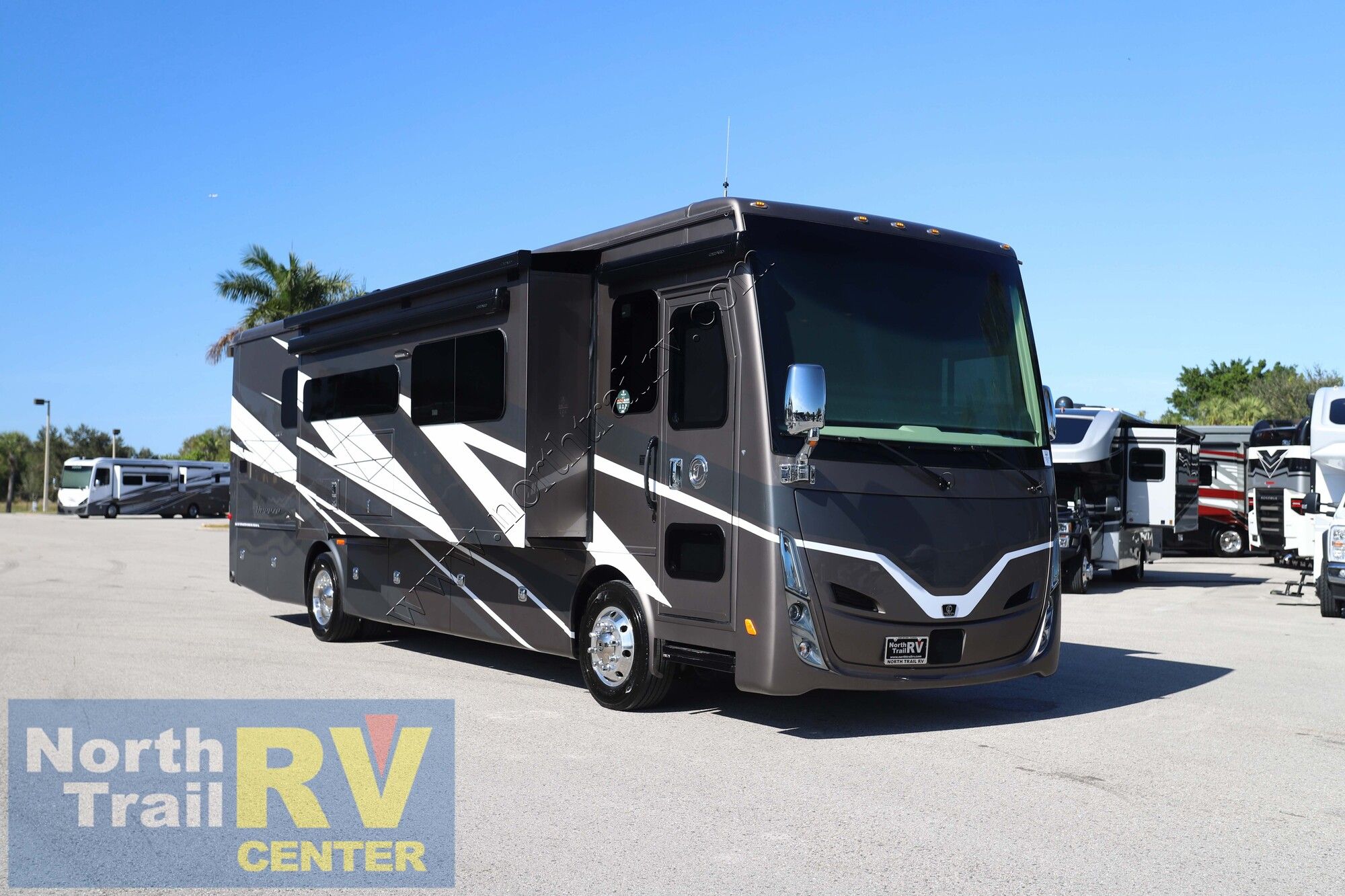 New 2025 Tiffin Motor Homes Breeze 33BR Class A  For Sale