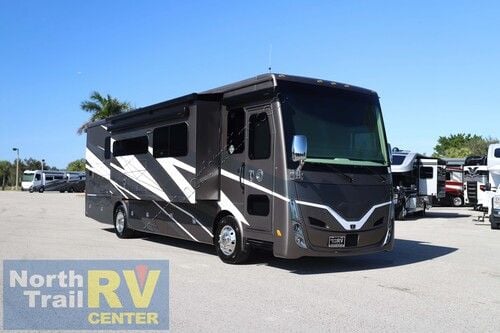 2025 Tiffin Motor Homes Breeze 33BR Class A