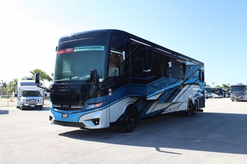 2025 Newmar London Aire 4551