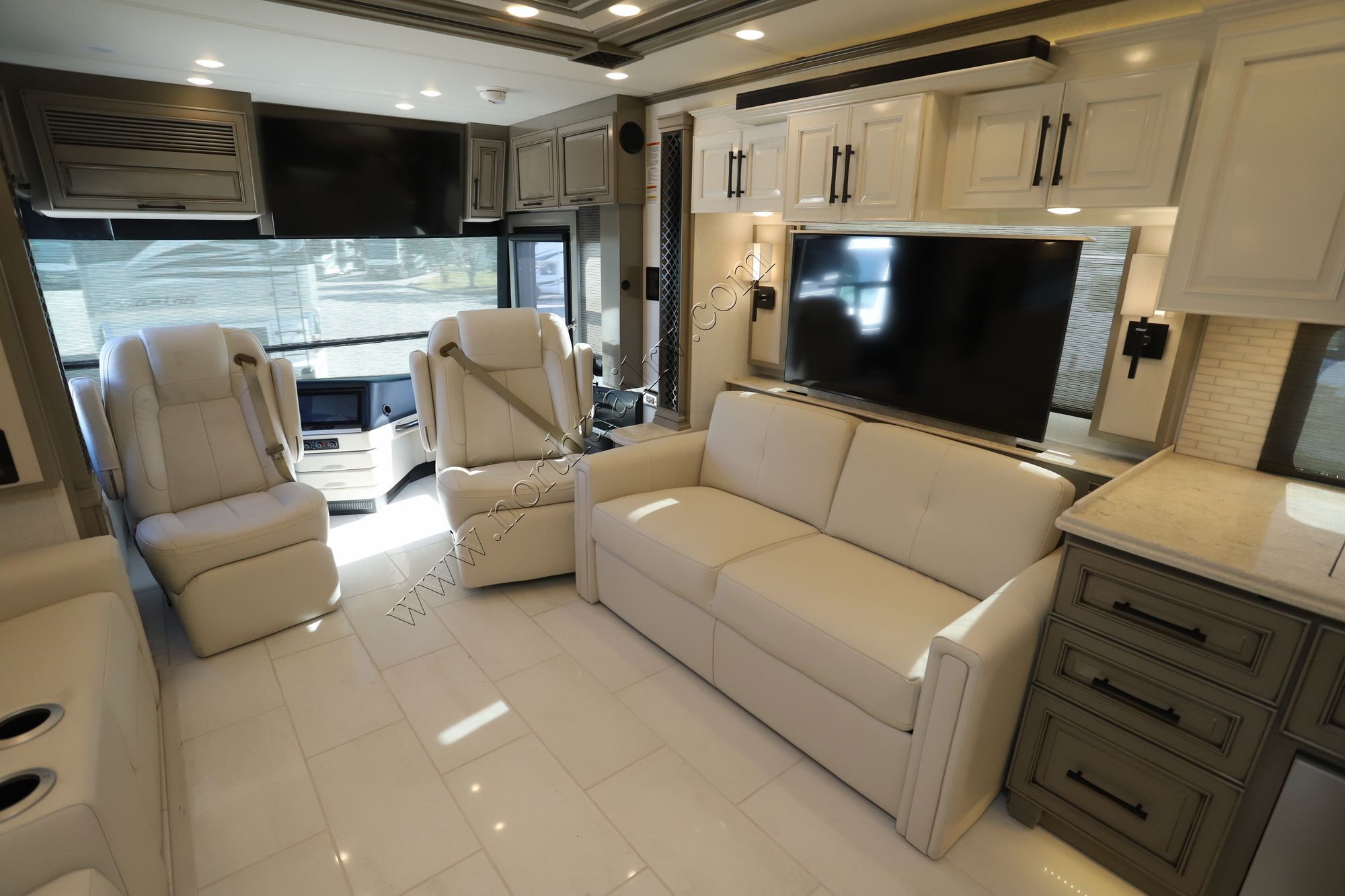 New 2025 Newmar London Aire 4551 Class A  For Sale