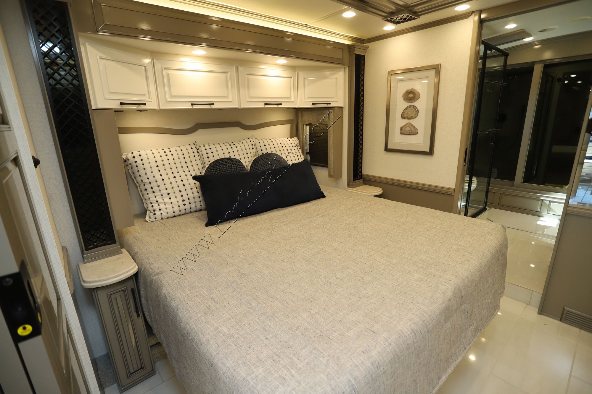 New 2025 Newmar London Aire 4551 Class A  For Sale