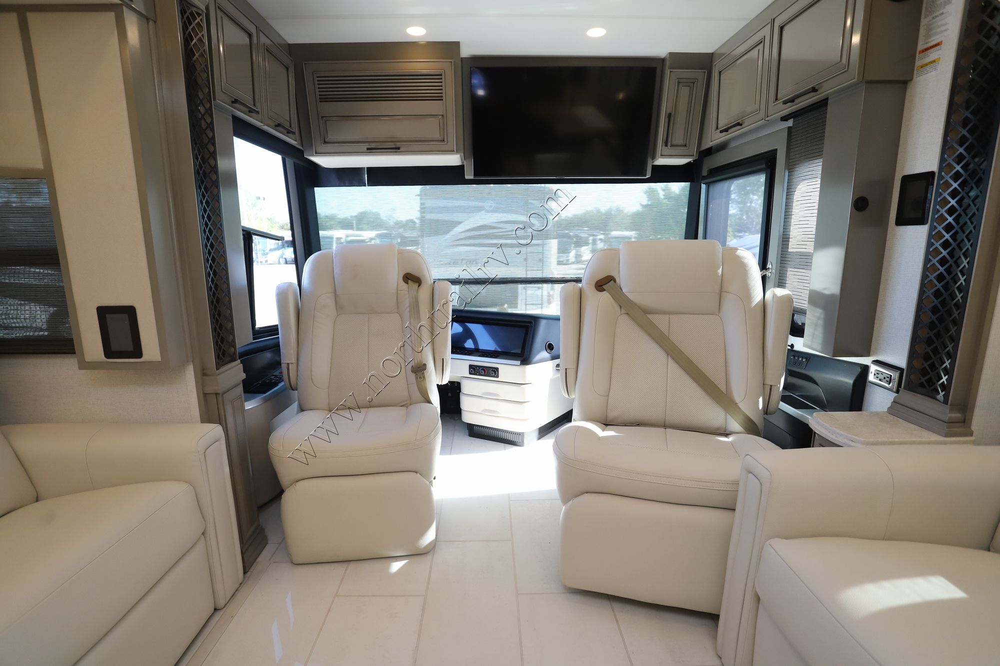 New 2025 Newmar London Aire 4551 Class A  For Sale