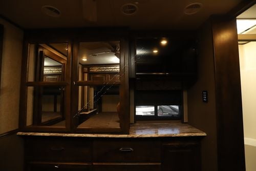 2019 Tiffin Motor Homes Allegro 32SA