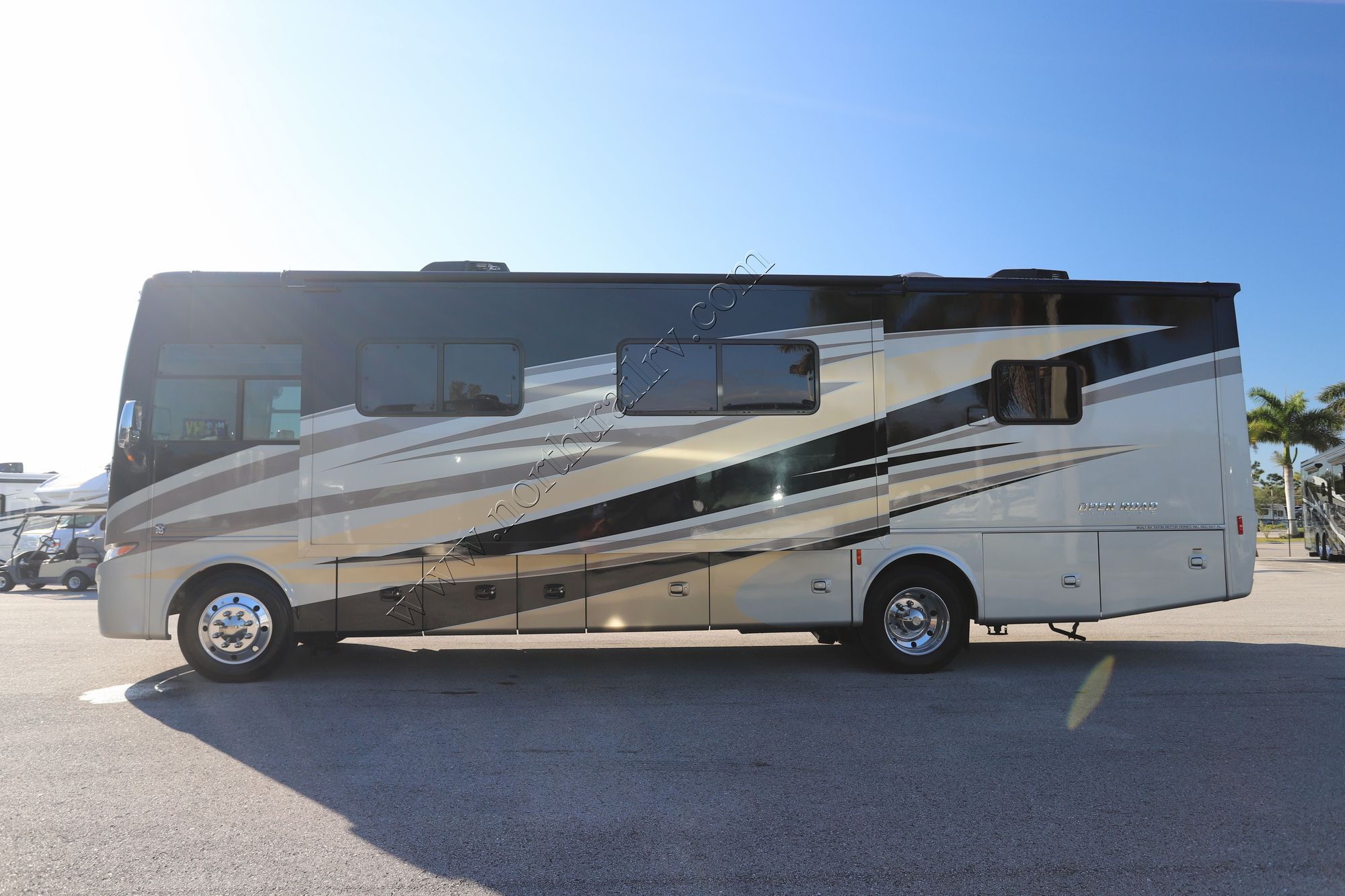 Used 2019 Tiffin Motor Homes Allegro 32SA Class A  For Sale