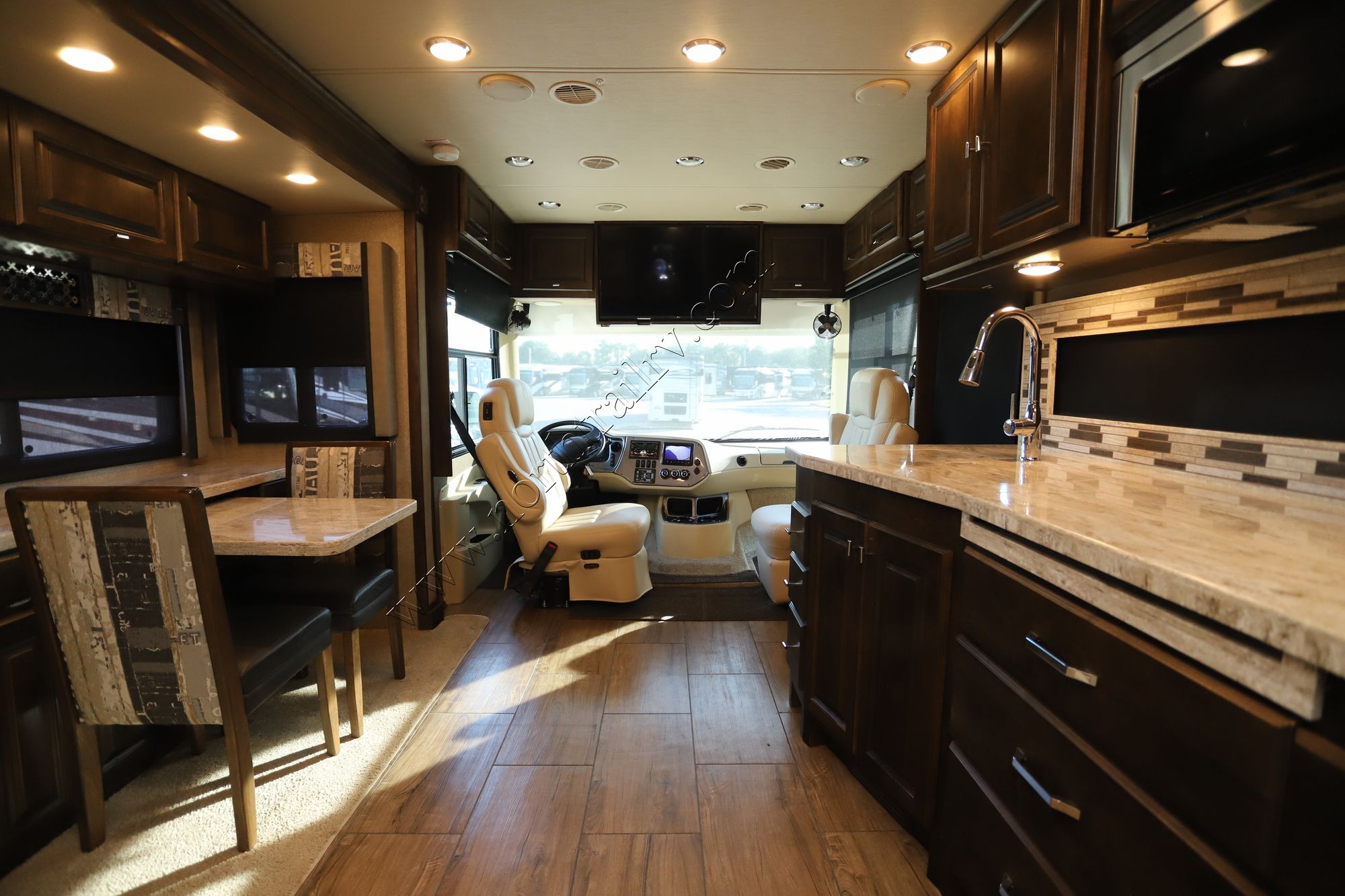 Used 2019 Tiffin Motor Homes Allegro 32SA Class A  For Sale